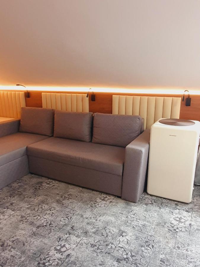 Stay Inn Rediu Valea Lupului  Buitenkant foto